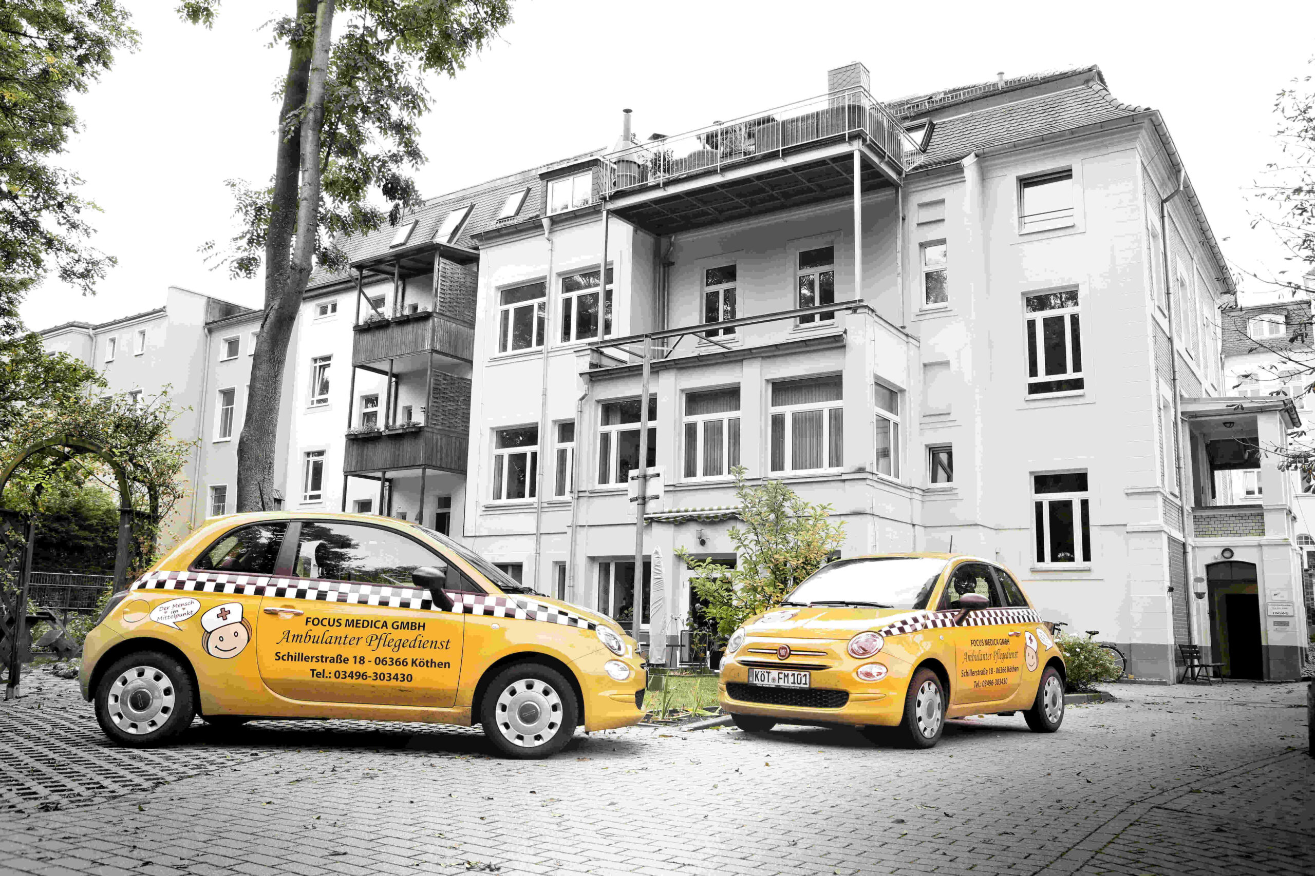 Firmenpräsentationsfoto Pflegeheim Firmenauto